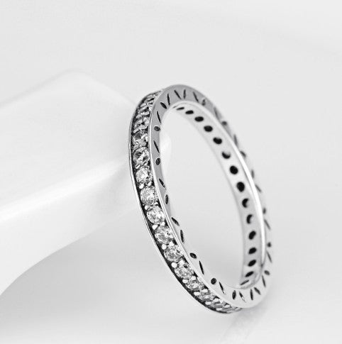 Elegant 925 Sterling Silver Ring